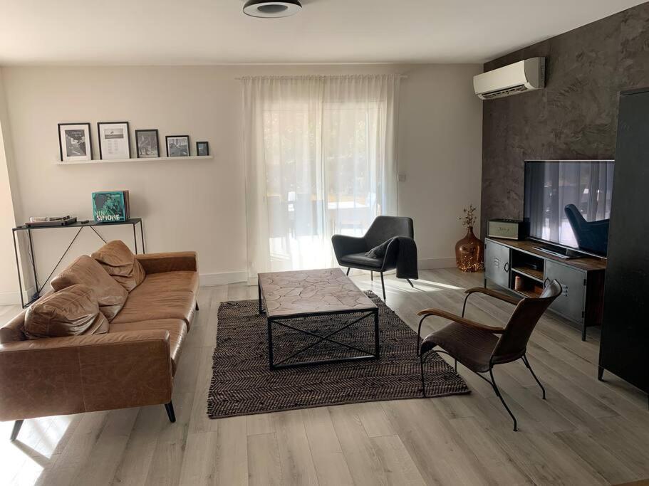 Villa Familiale 9 Pers Cabries Entre Aix Et Marseille 5 Min Gare Aix Tgv 15 Min Aeroport Mp Ngoại thất bức ảnh